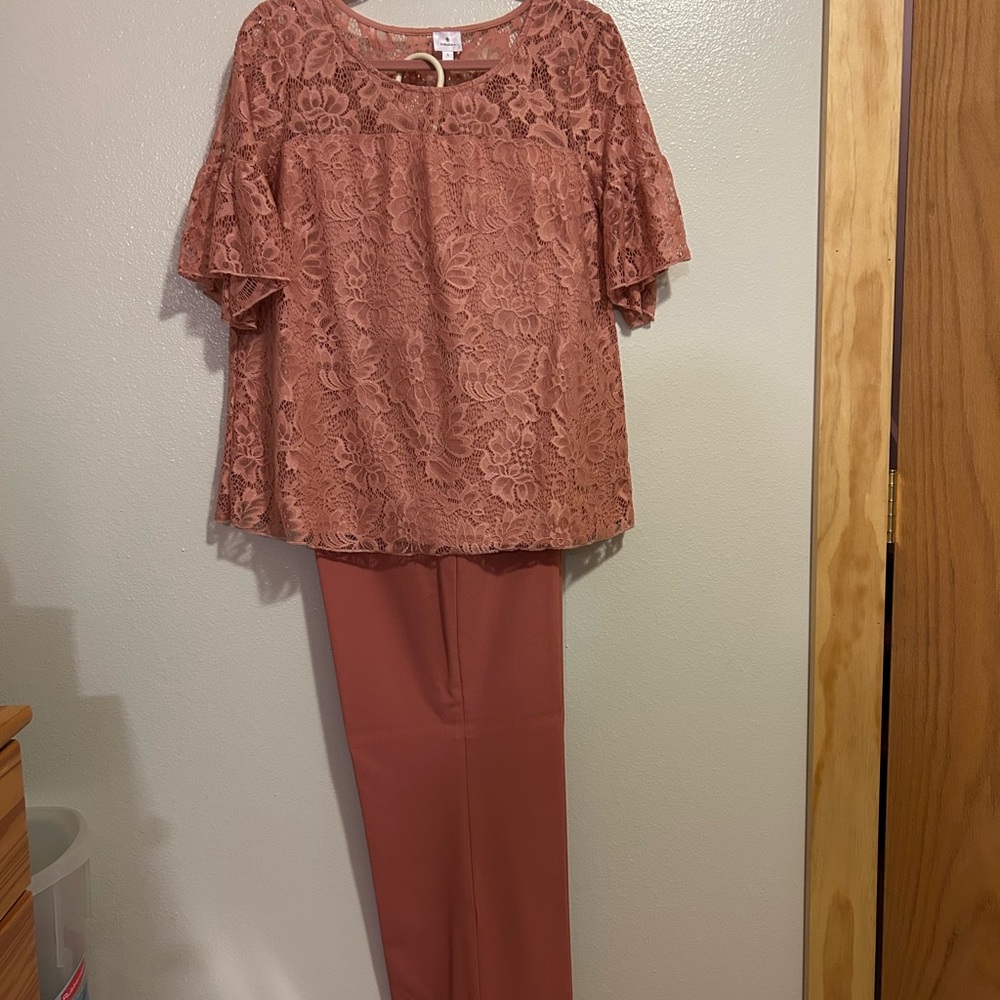 Rose pink lace top and pants combo